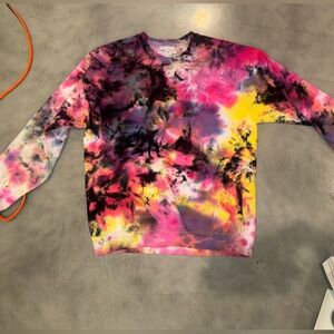 ✨MASHA TIE DYE SWEATSHIRT – LARGE✨